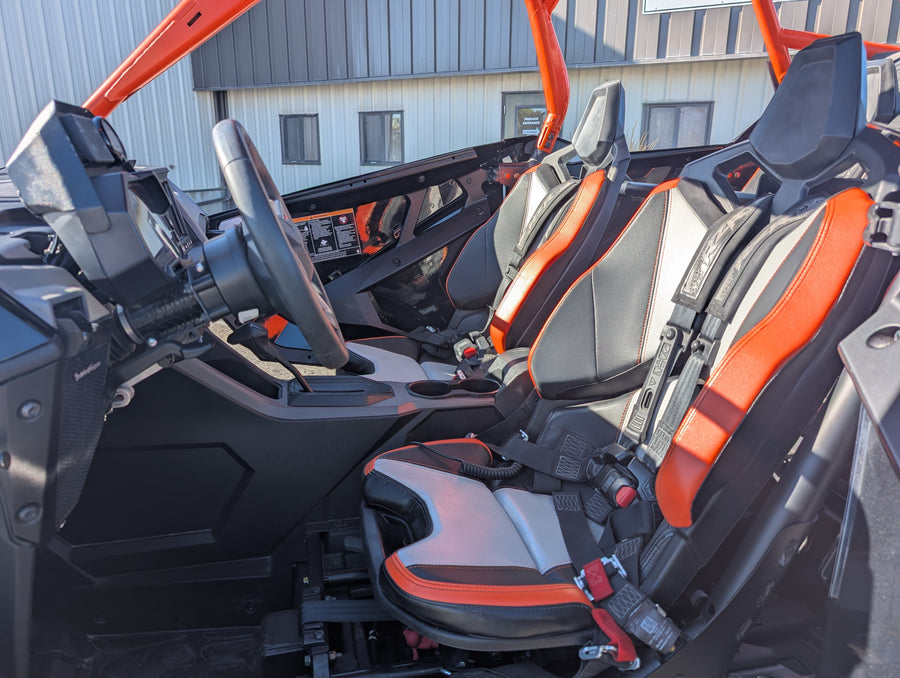 Polaris RZR Pro R 4 seat Ultimate Launch Edition in Onyx Black
