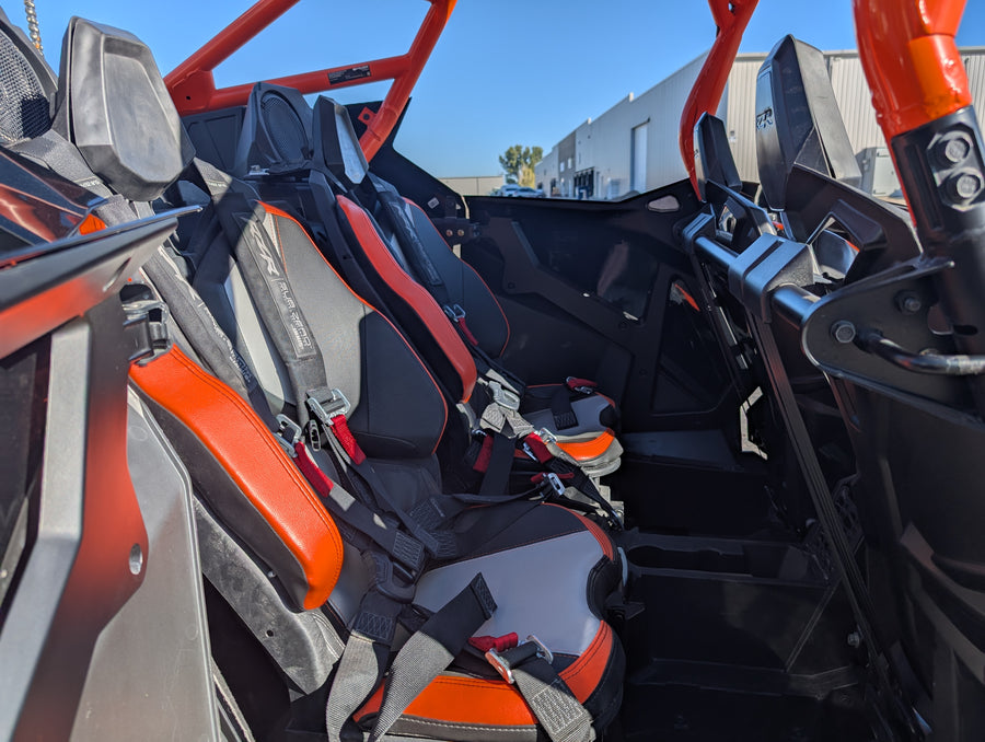 Polaris RZR Pro R 4 seat Ultimate Launch Edition in Onyx Black